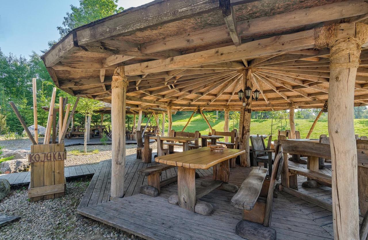 Gasthaus Zemsodis Plunge Exterior foto